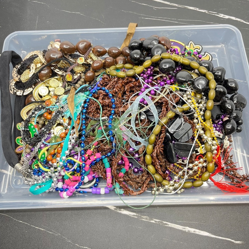 Unbranded Mixed Costume Jewelry Lot Retro Women OS Multicolor Excellent 3.3lb